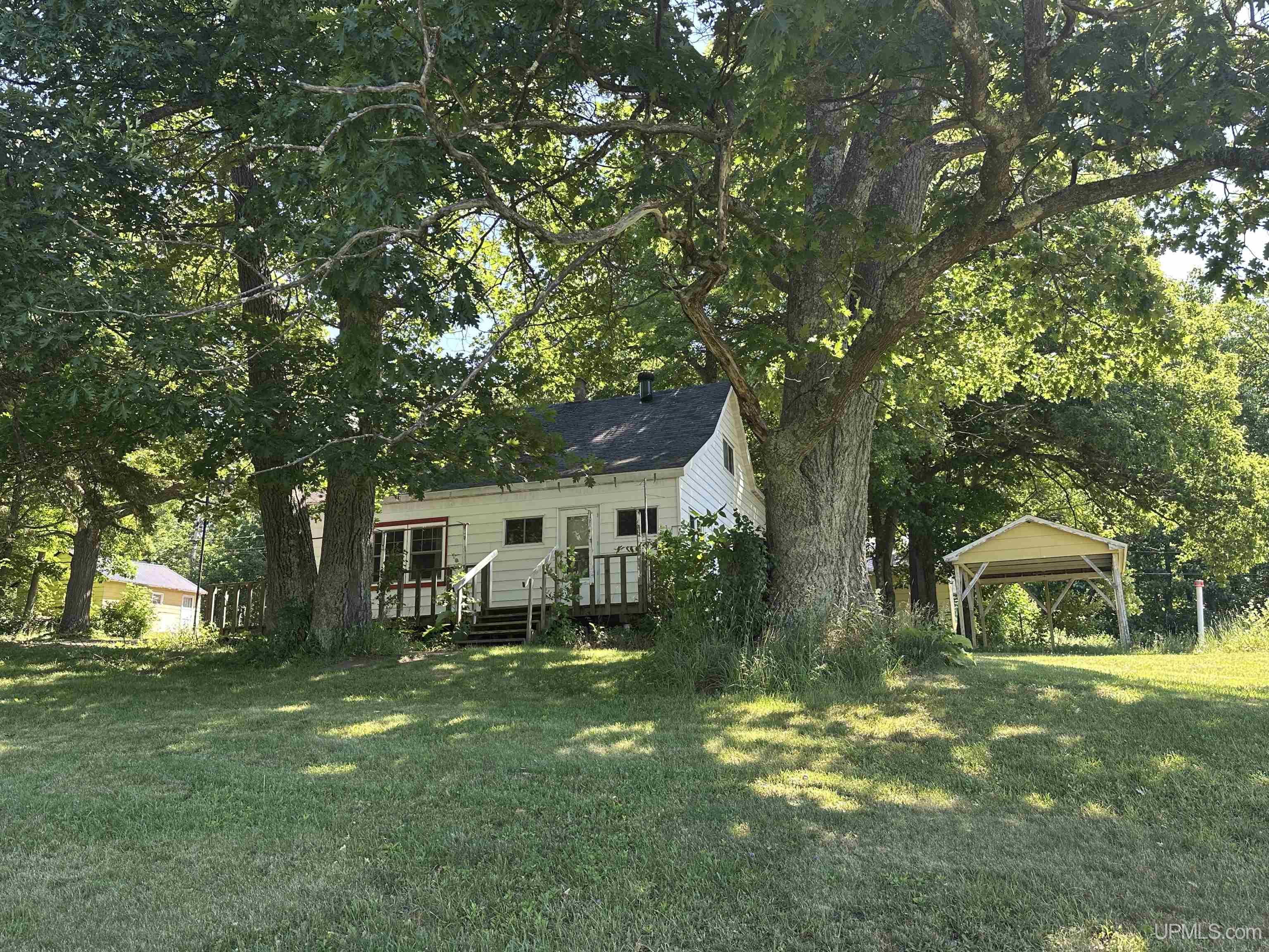 310 Indianhead Road