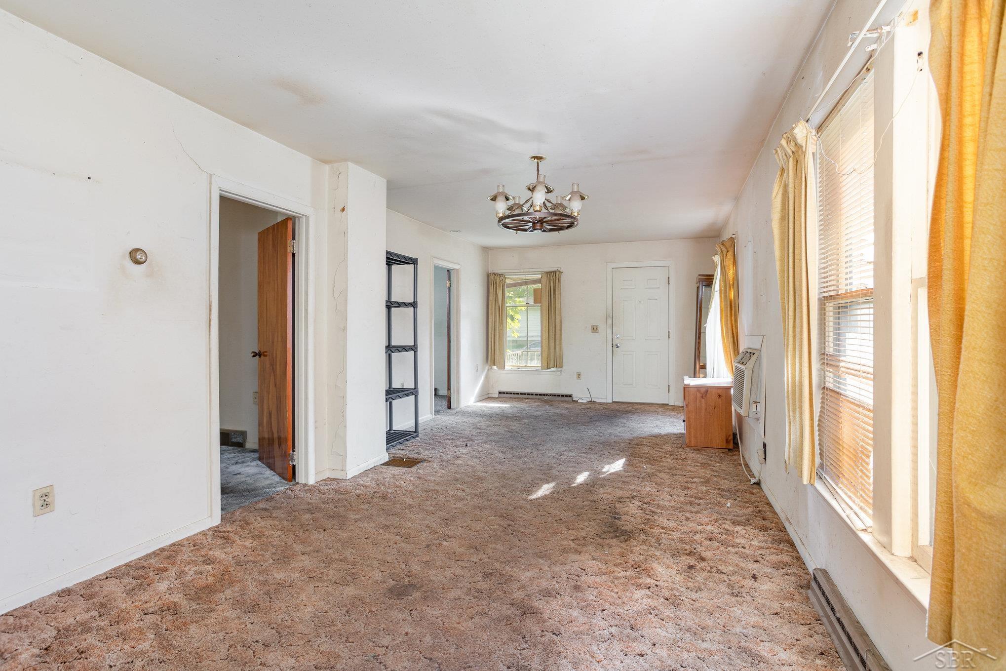 Saginaw, Michigan 48602, United States, 2 Bedrooms Bedrooms, ,1 BathroomBathrooms,Residential,Pending,210998