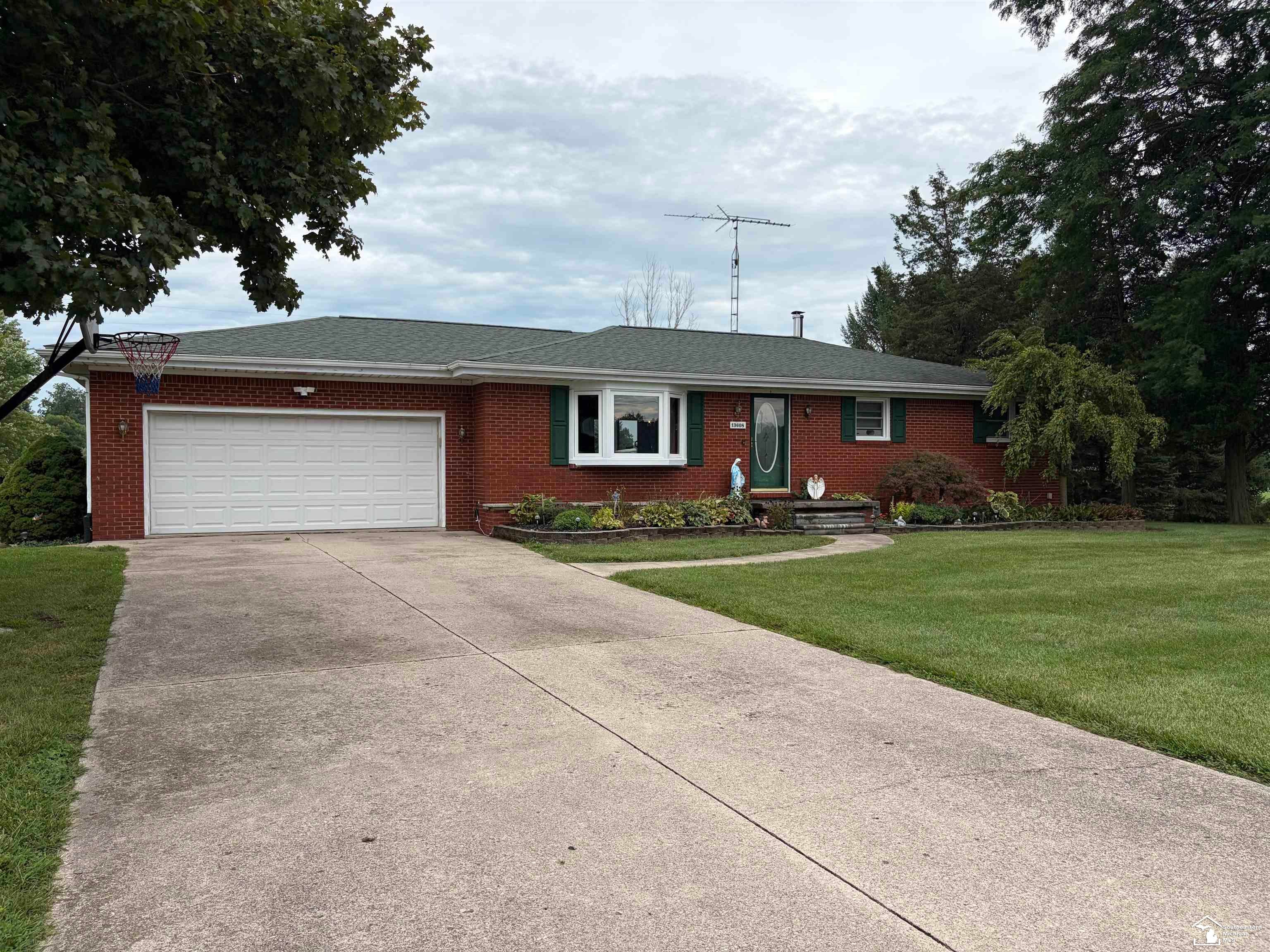 13608 Dunlap Road
