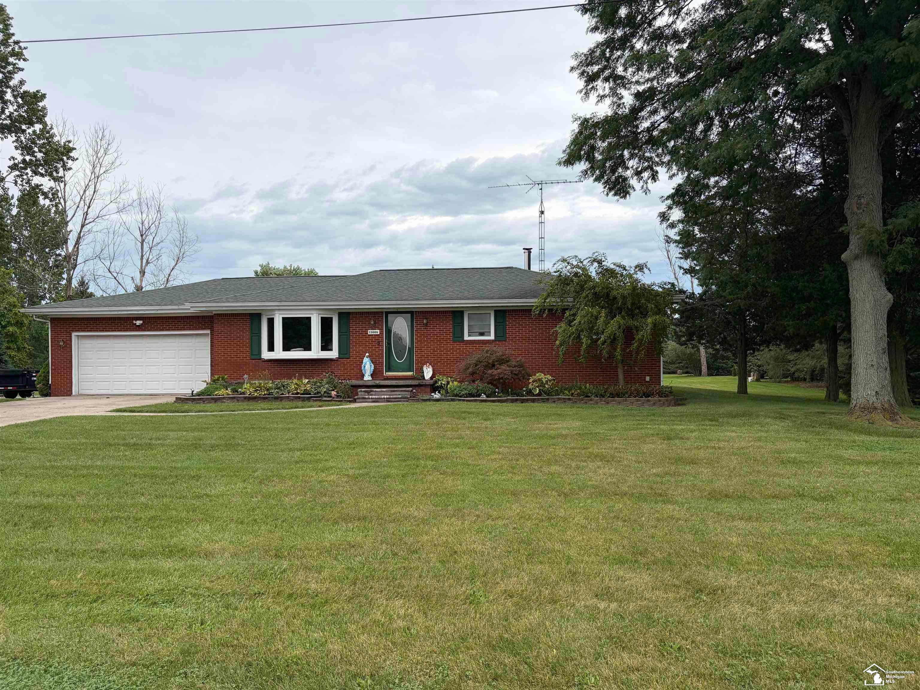 13608 Dunlap Road