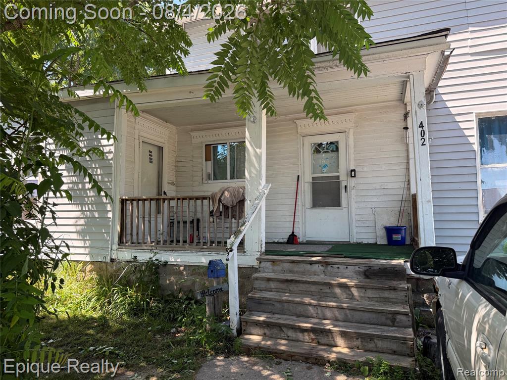 402 Black Street
