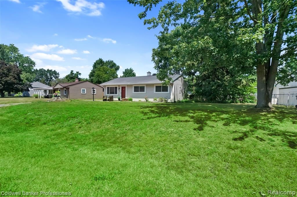 2436 Toby Road