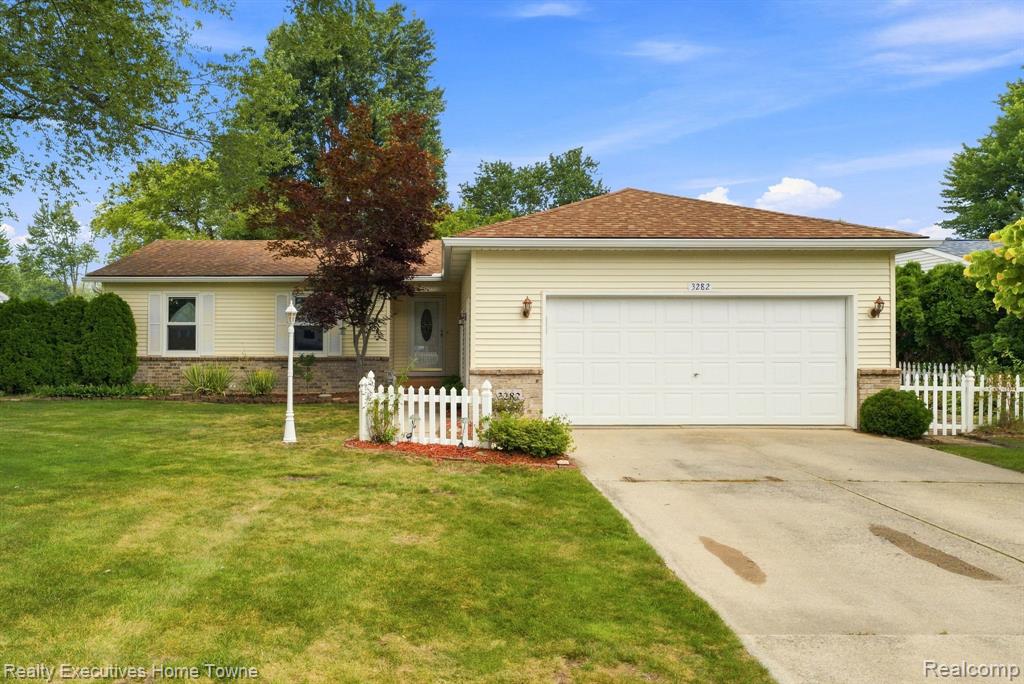 3282 Sapphire Lane