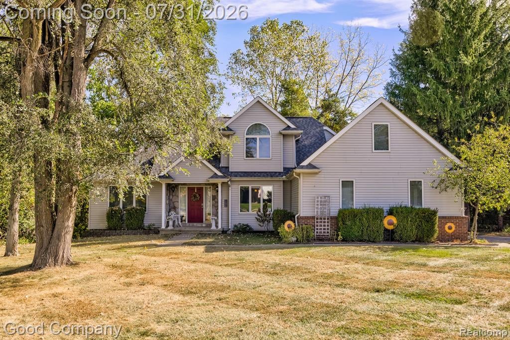 575 Lakes Edge Drive