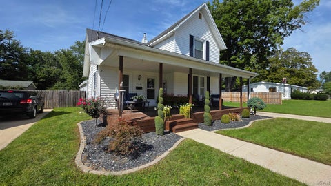 Photo of 823 N Summit Street, Morenci, MI 49256 (MLS # 50222668)