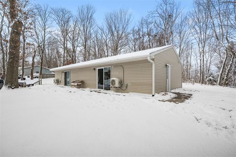 Photo of 23794 Kinne Avenue, Mattawan, MI 49071 (MLS # 70508690)