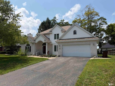 Photo of 7365 Hidden Valley Drive, Lambertville, MI 48144 (MLS # 50217881)