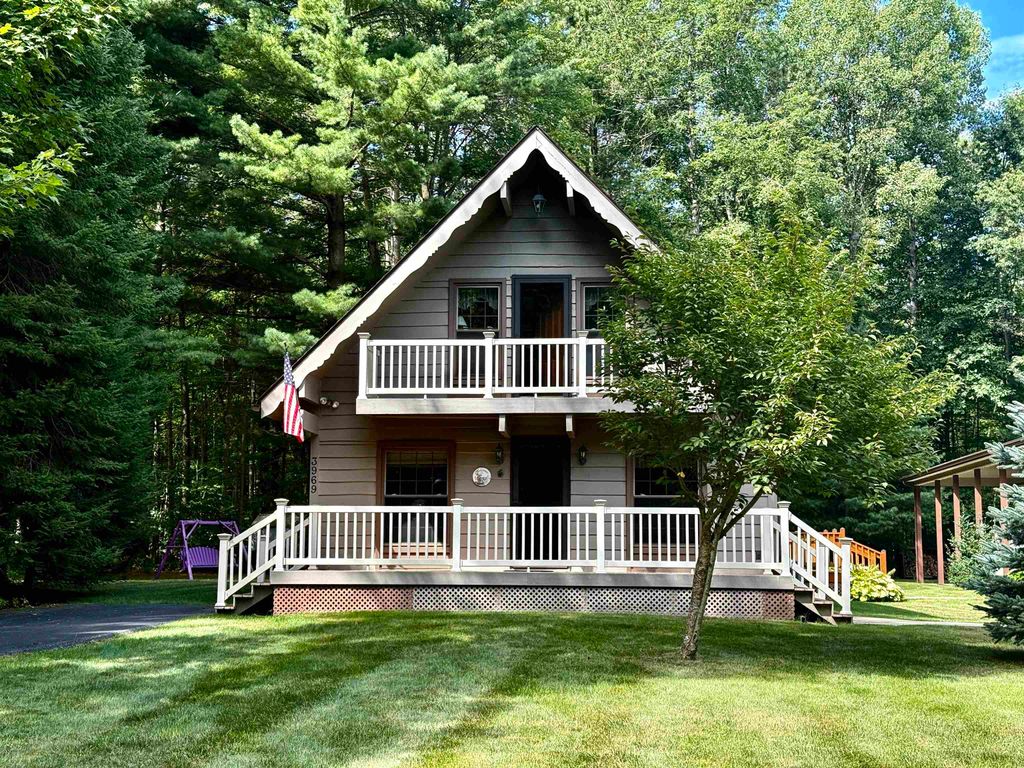 Photo of 3969 Four Seasons Drive, Gladwin, MI 48624 (MLS # 50185670)