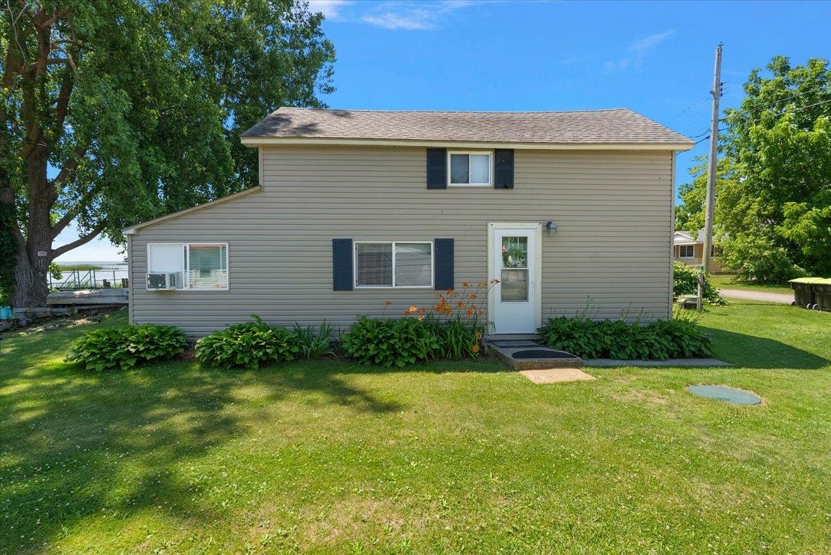 5335 Shady Lane