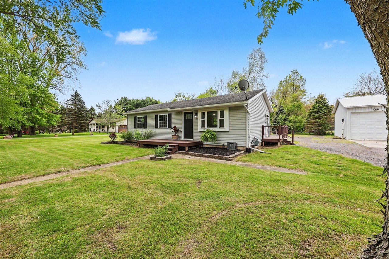 10085 Plank Road