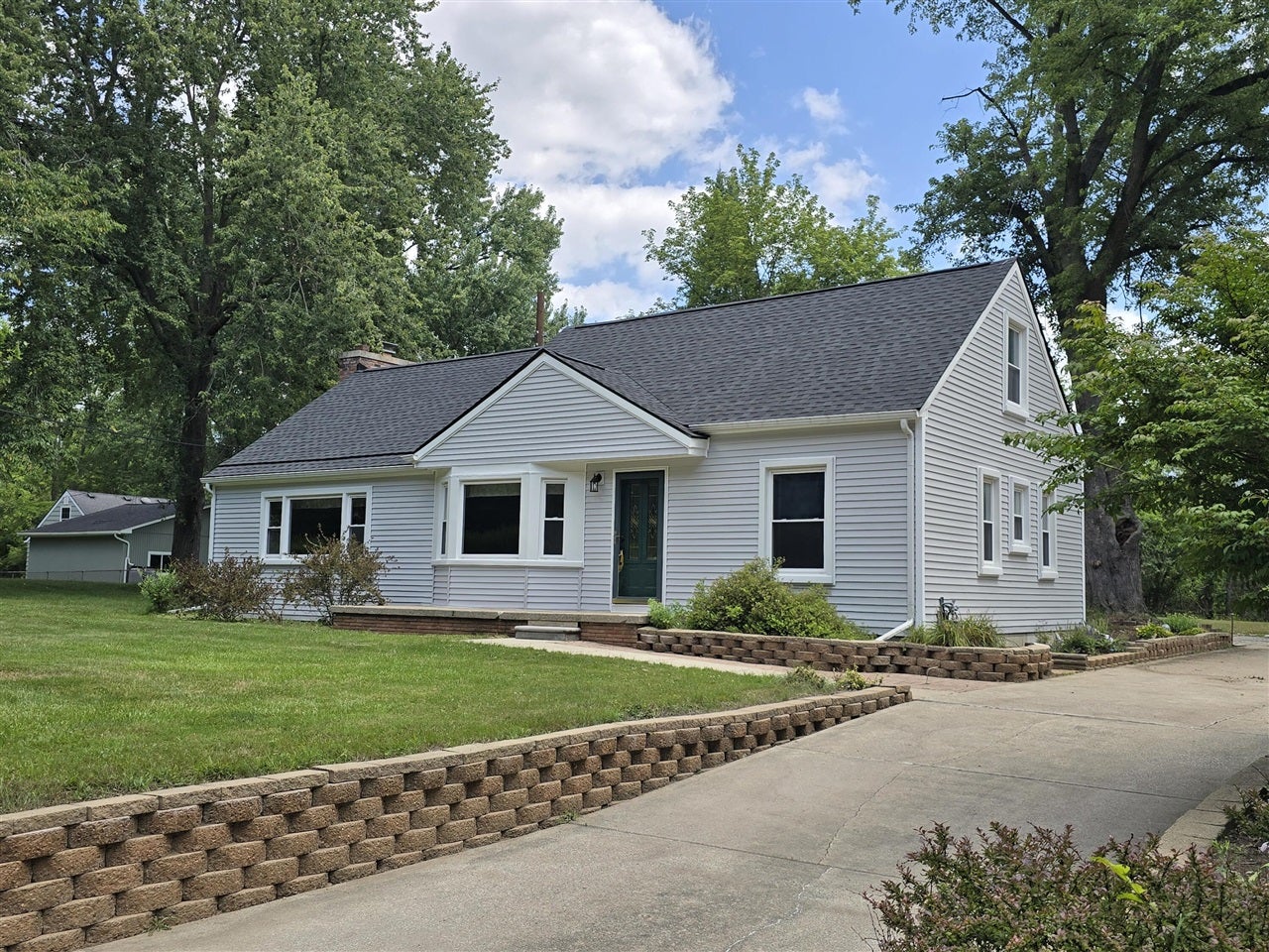 3418 N Dixboro Road