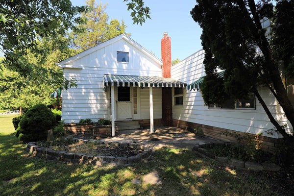 825 E RIVER RD, FLUSHING, MI 48433 - Image 3cec9544c203d2cf347b8fbc1aa19ac8/913296833