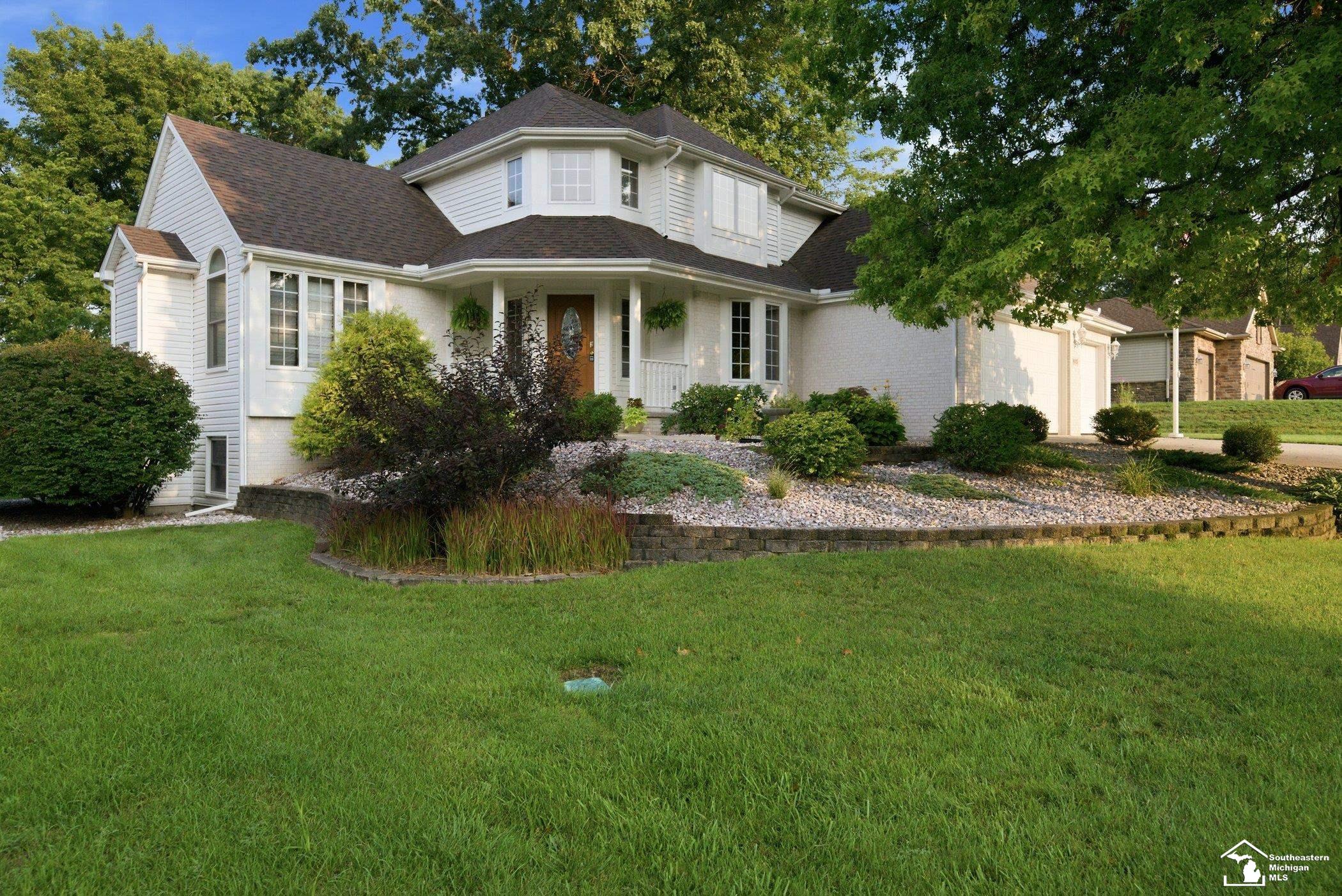 9085 Legacy Court