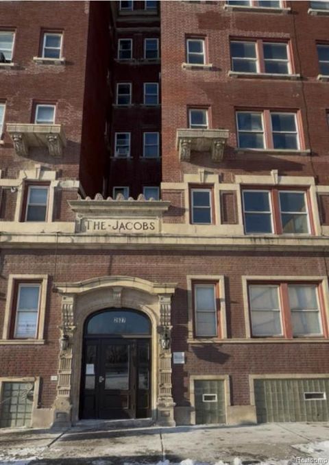 Photo of 2627 John R Street, Detroit, MI 48201 (MLS # 60970559)