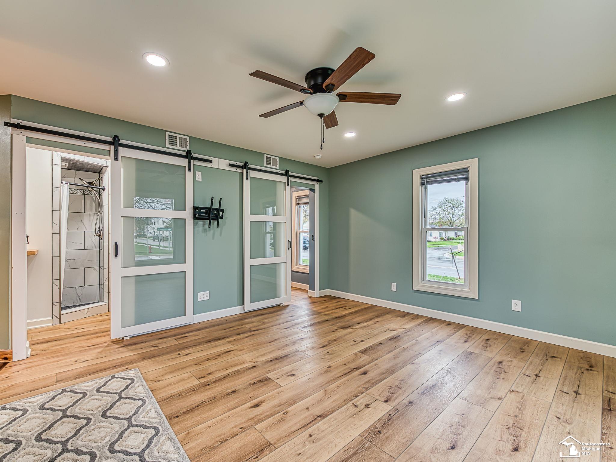 371 Washington Street