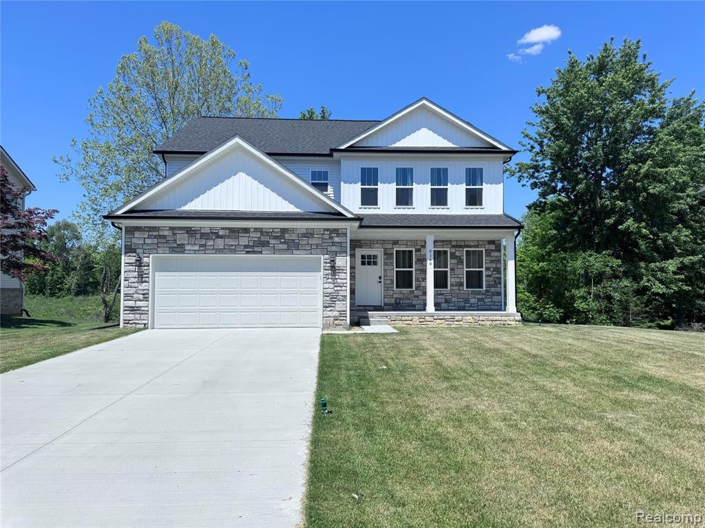 6149 Woodridge Lane