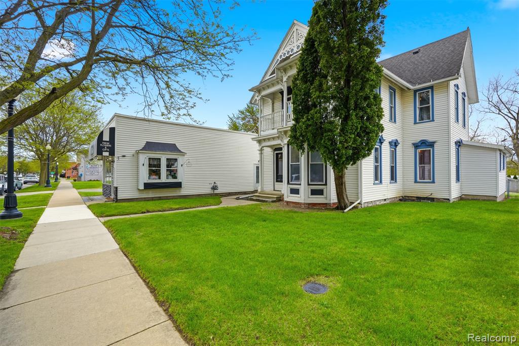 26249 E Huron River Drive