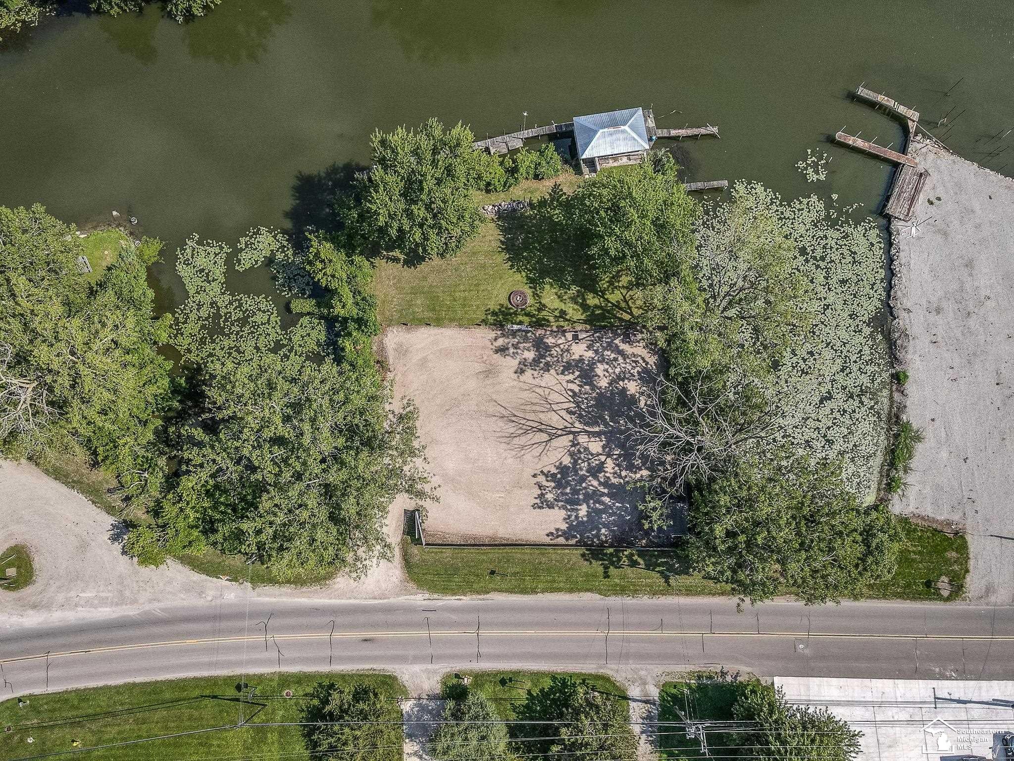 14060 Laplaisance Road