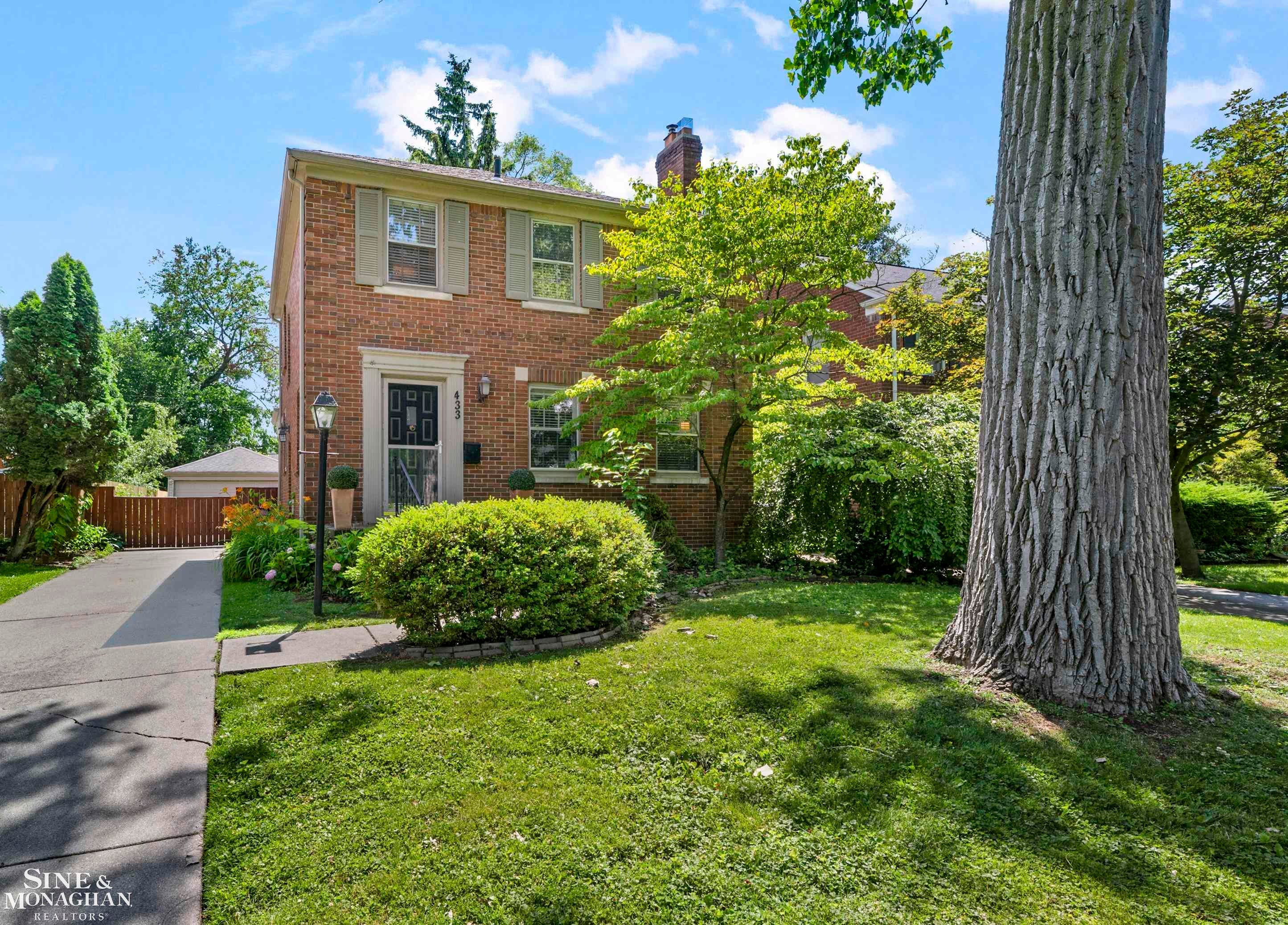 433 Maison Road