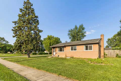 Photo of 35733 Simon Drive, Clinton Township, MI 48035 (MLS # 50215443)