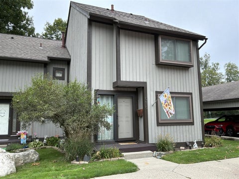 Photo of 515 Victoria Square, Brighton, MI 48116 (MLS # 70559999)