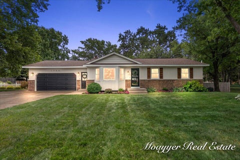 Photo of 1758 Greenwoods Drive, Jenison, MI 49428 (MLS # 70548221)