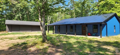 Photo of 643 S Ashton lane, White Cloud, MI 49349 (MLS # 70541547)