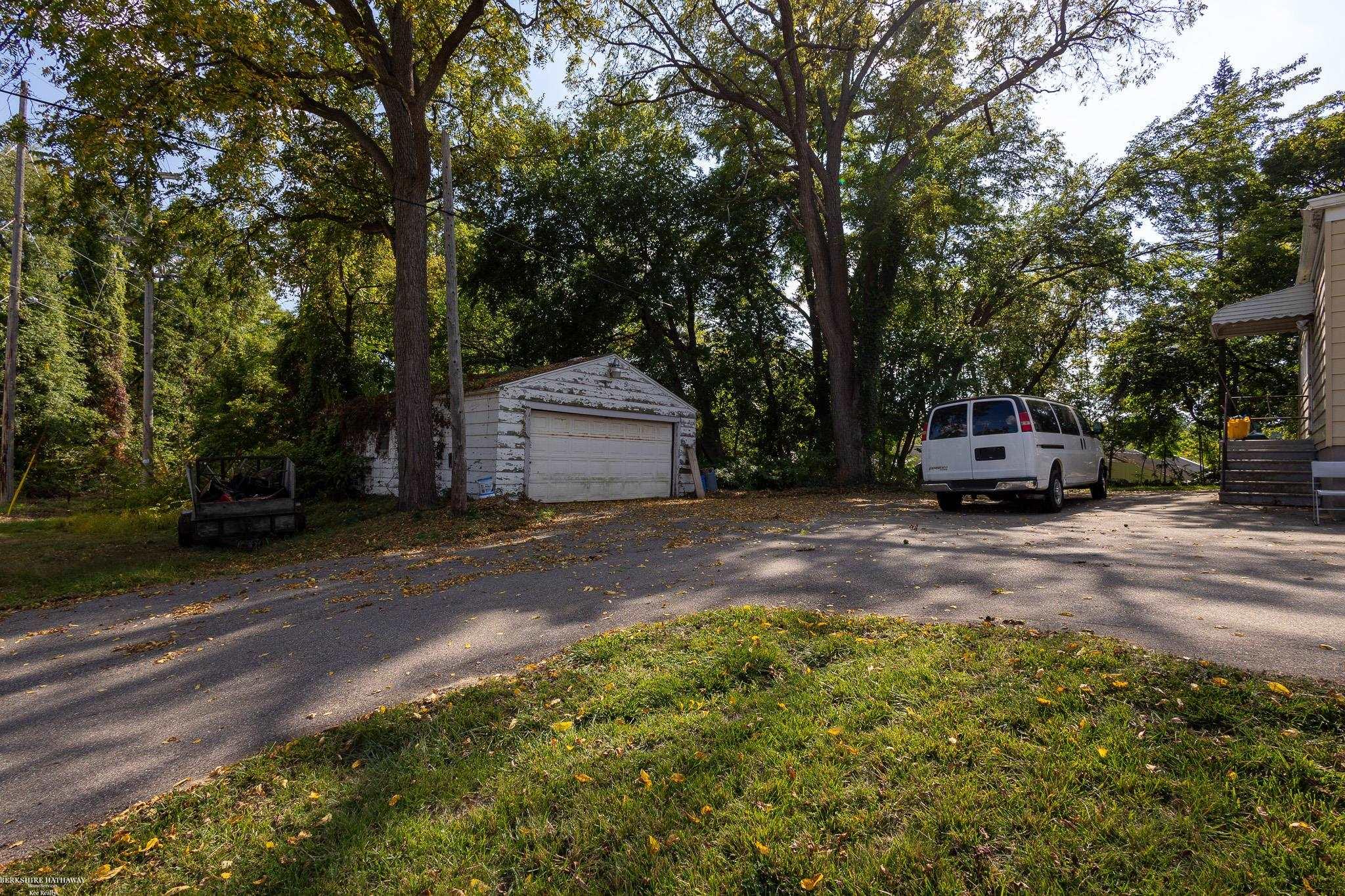 Pontiac, Michigan 48341, United States, ,Commercial,Active,211459