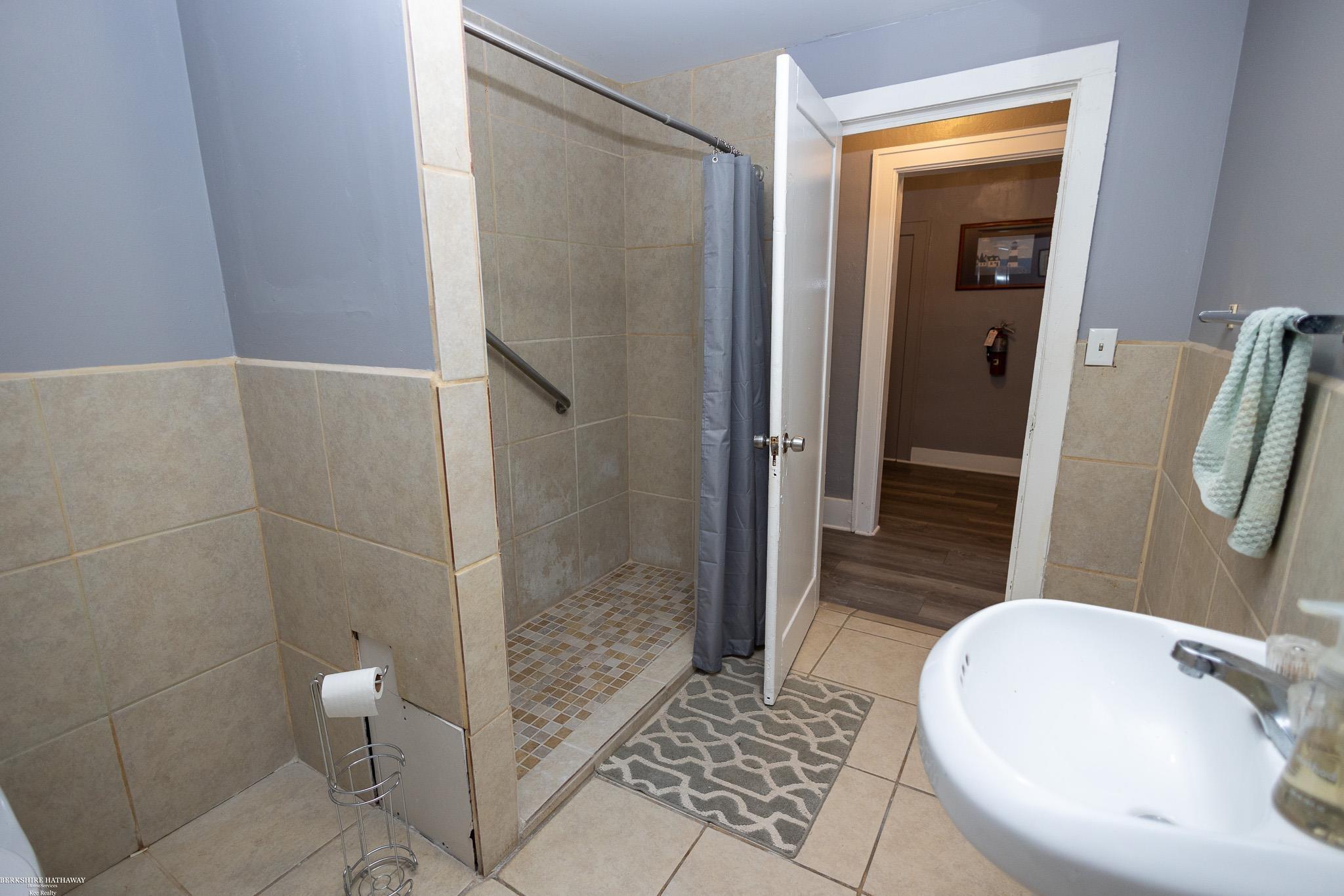 Pontiac, Michigan 48341, United States, ,Commercial,Active,211459