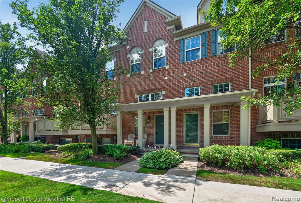 39763 Rockcrest Circle