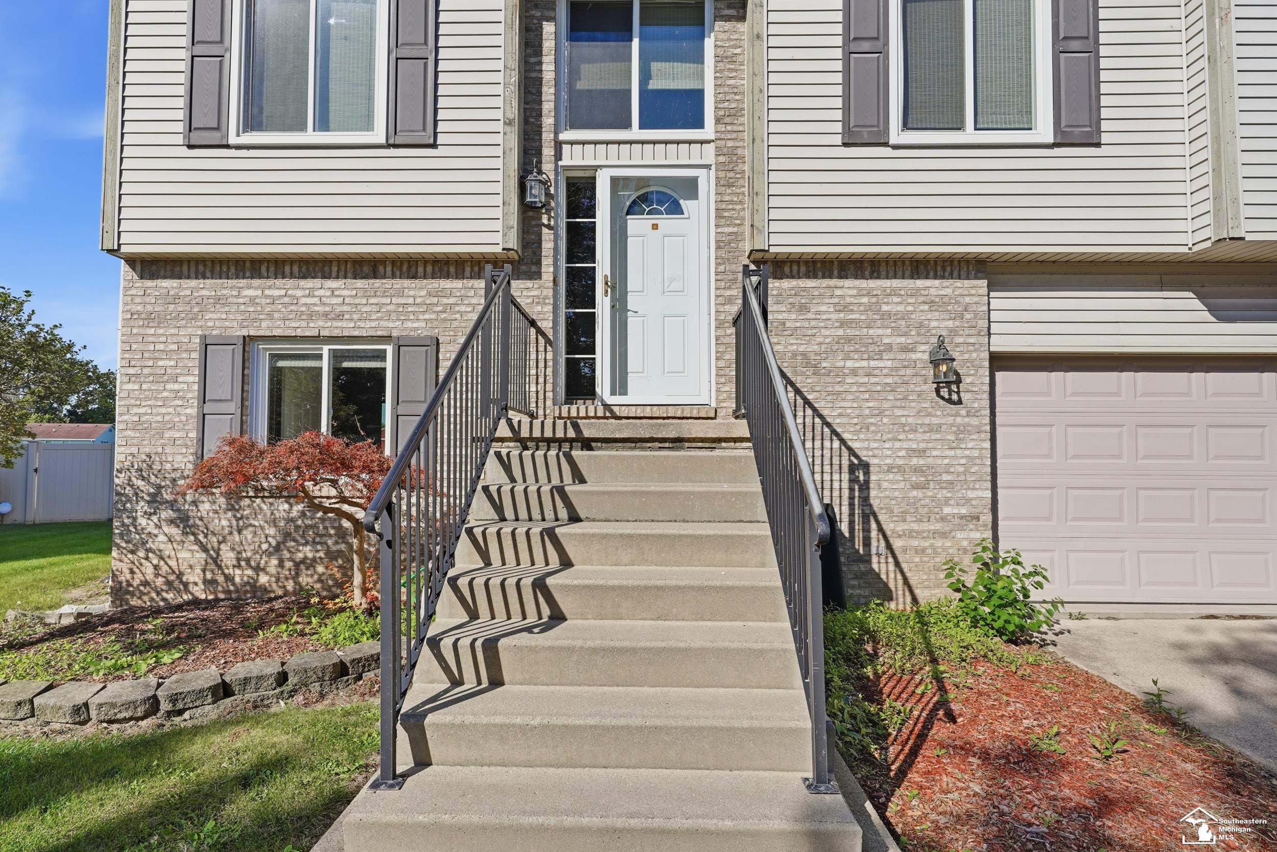 8843 Railwood Drive