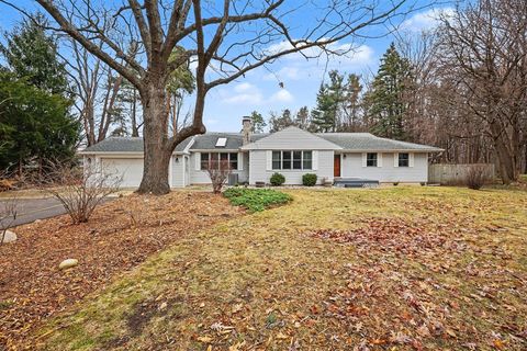 Properties Available 39 - 58 5505 Fulton Street Ada MI 49301