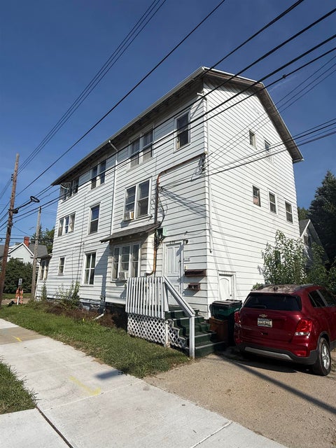 Photo of 904 Seymour Avenue, Lansing, MI 48906 (MLS # 50222446)