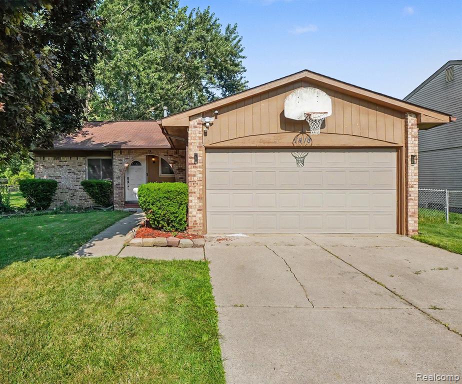 1418 Oakview Drive