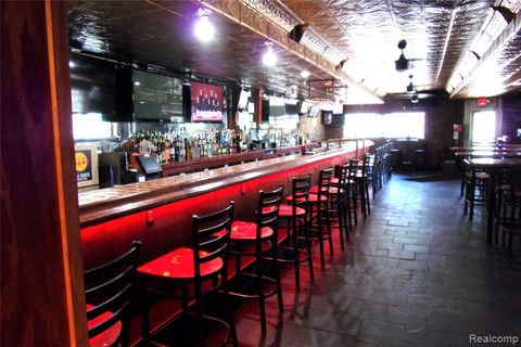 Photo of 18401 W 8 Mile Road, Detroit, MI 48219 (MLS # 60939424)