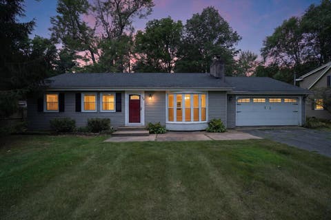 Photo of 59 Wealthy Avenue, Battle Creek, MI 49015 (MLS # 70548224)