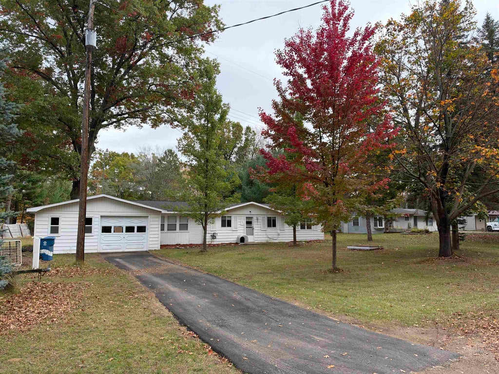 Photo of 1654 Opland Road, Gladwin, MI 48624 (MLS # 50225202)