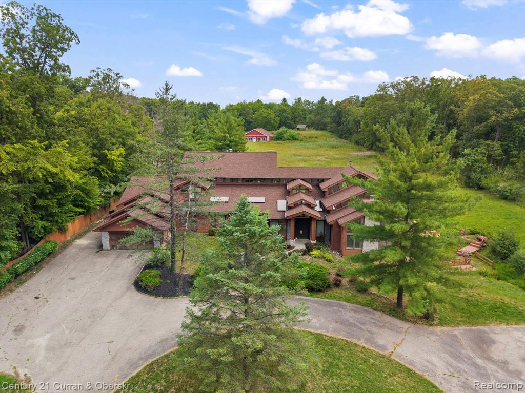 8785 Warren Road