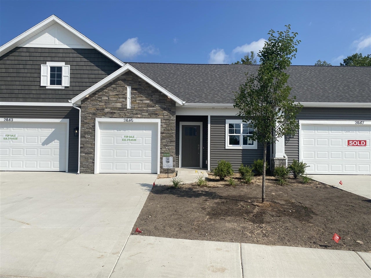 2845 W Cobblestone Court 19