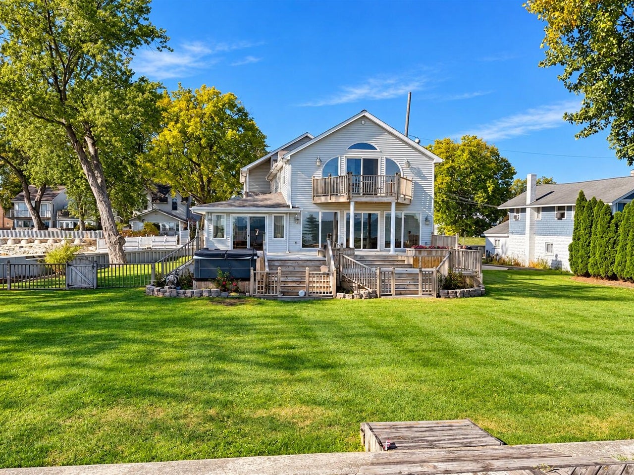 4555 Allen Cove Road
