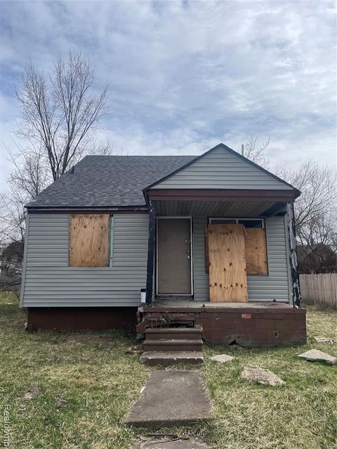 Photo of 12112 Findlay Street, Detroit, MI 48205 (MLS # 60981105)