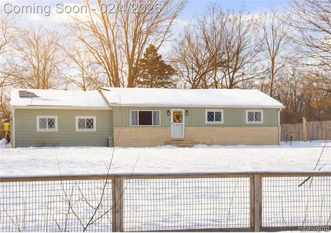 Photo of 22341 Bell Road, New Boston, MI 48164 (MLS # 60966984)