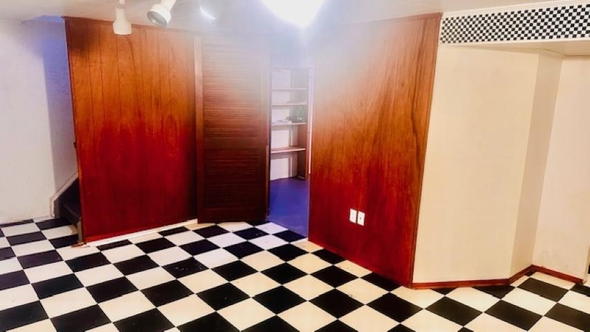 Mount Clemens, Michigan 48043, United States, 2 Bedrooms Bedrooms, ,2 BathroomsBathrooms,Residential,Active,231238