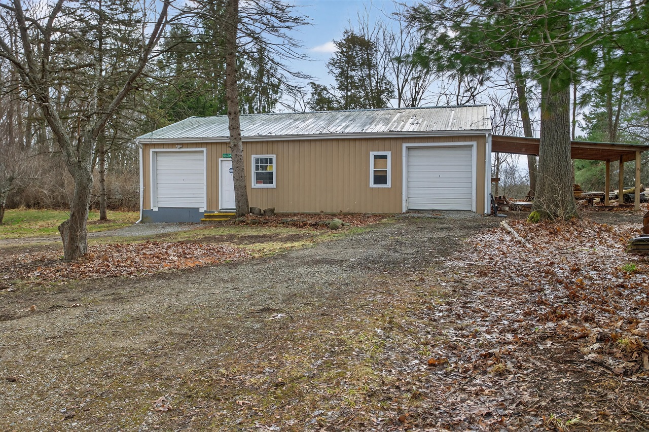 6246 S Brooklyn Road