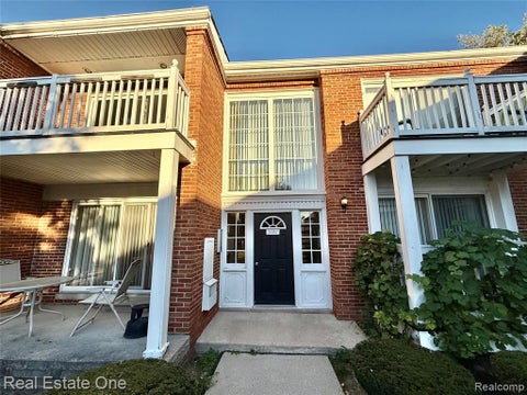 Photo of 2445 Torquay Avenue 209 #209, Royal Oak, MI 48073 (MLS # 61030233)