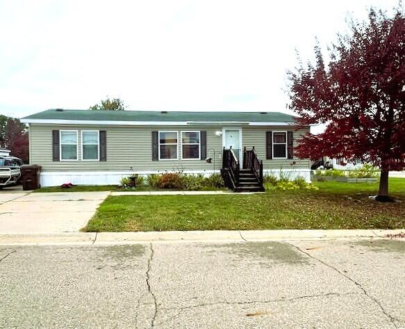 7204 E Grand River Avenue 60