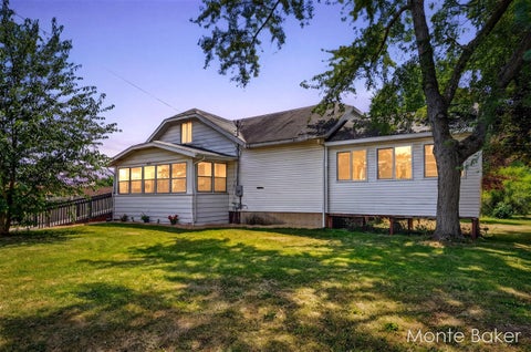 Photo of 4032 Richmond Street, Grand Rapids, MI 49534 (MLS # 70539528)