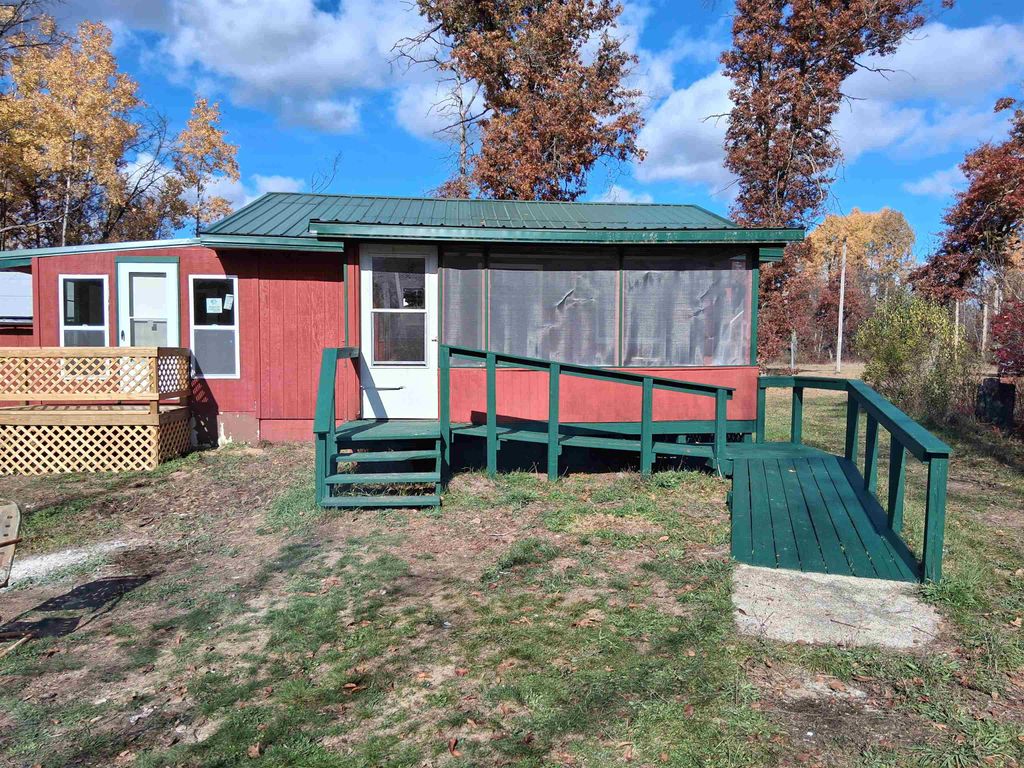 Photo of 501 Carl Lane, Marion, MI 49665 (MLS # 50192695)