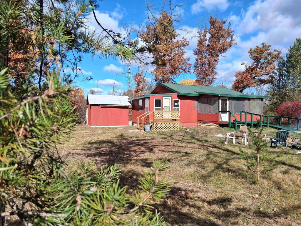 Photo of 501 Carl Lane, Marion, MI 49665 (MLS # 50192695)