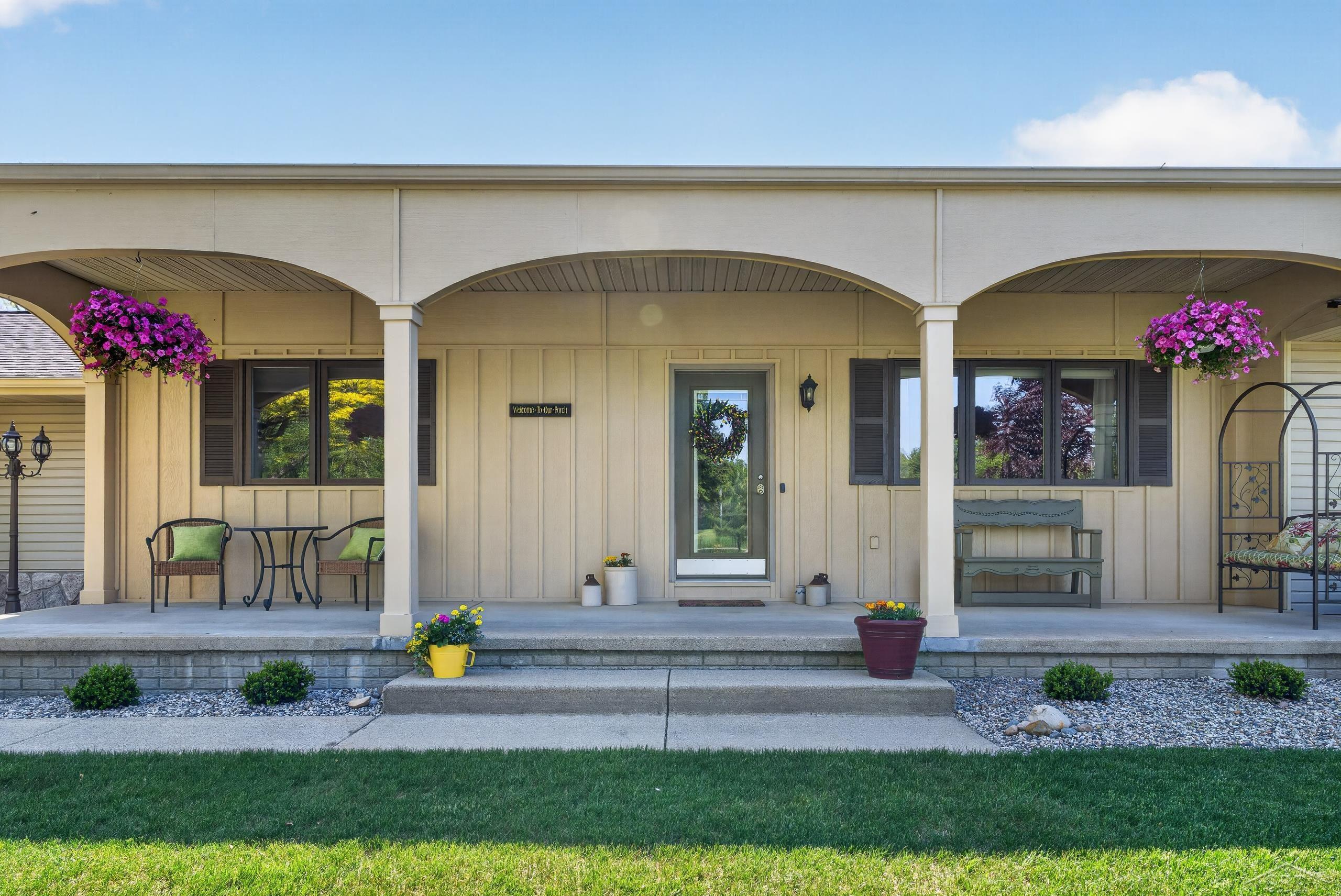 637 Riverview Court